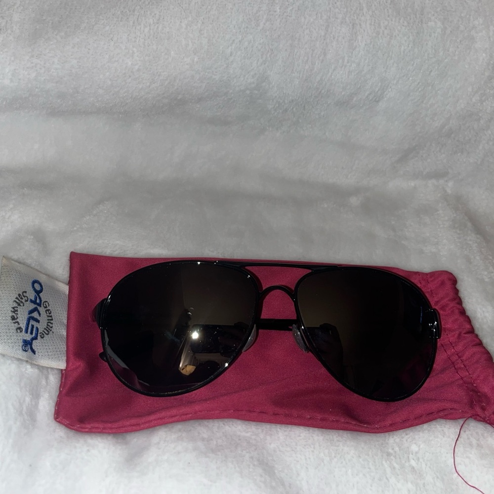 Oakley Caveat Black Sunglasses with Pink Cloth Bag